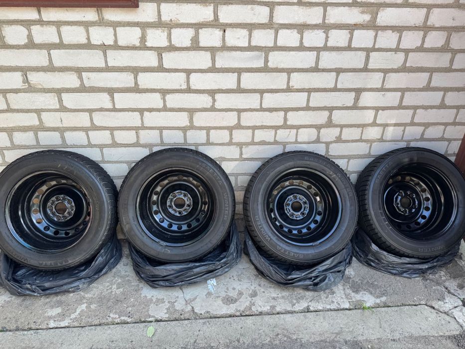 Диски з зимовою гумою R16
