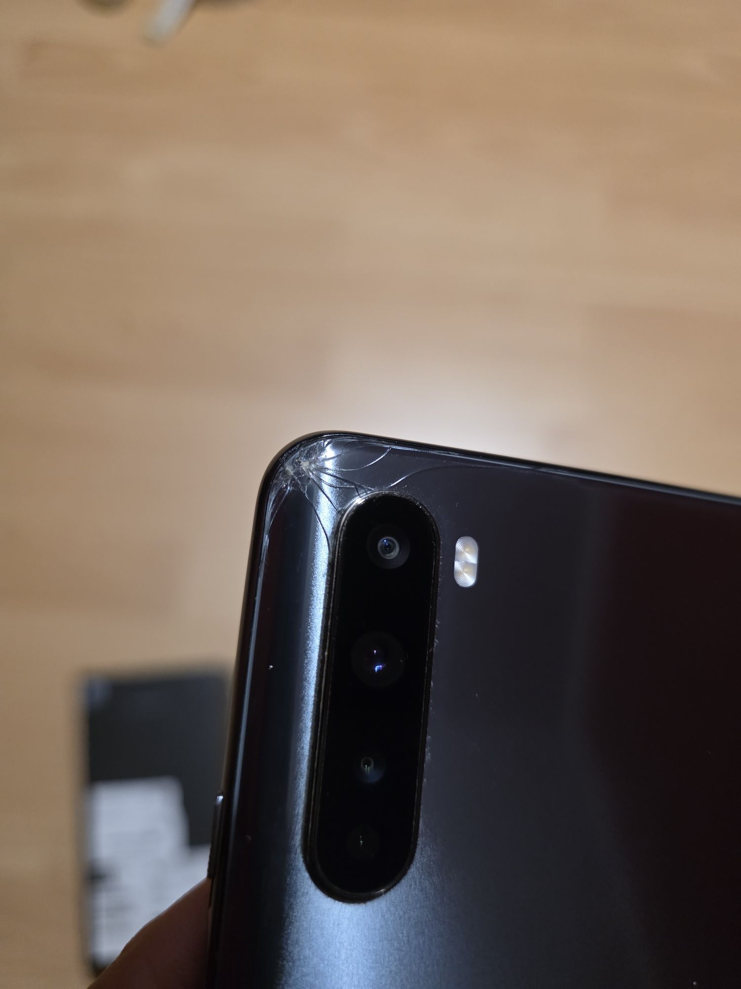 One Plus Nord 128GB 8GB AC2003 gray, cały komplet