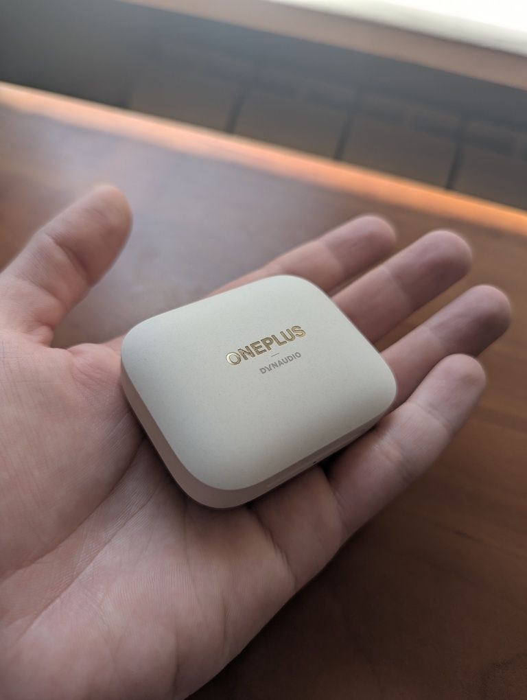 OnePlus Buds Pro 2R Misty White