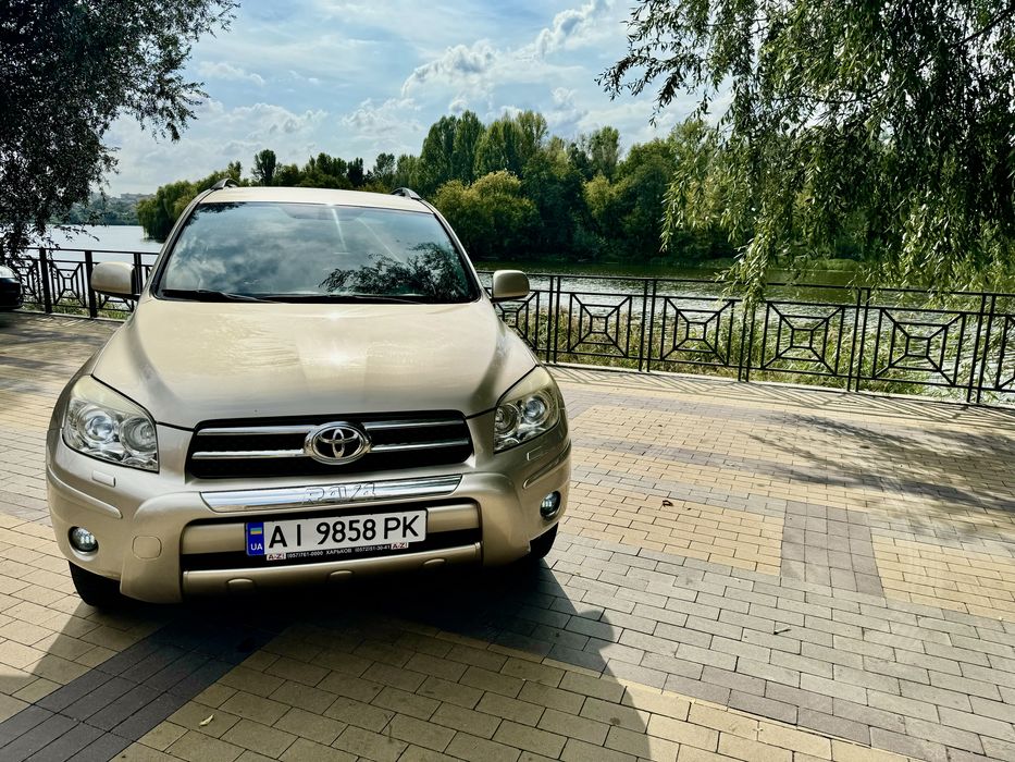 Toyota Rav4 2007 ГАЗ/Бензин