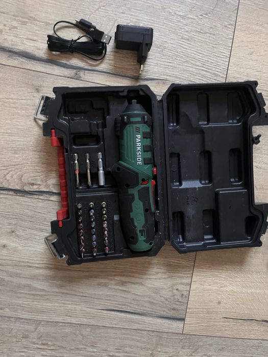 Aparafusadora Parkside PSSA 4 B2 — kit completo, em excelente estado!