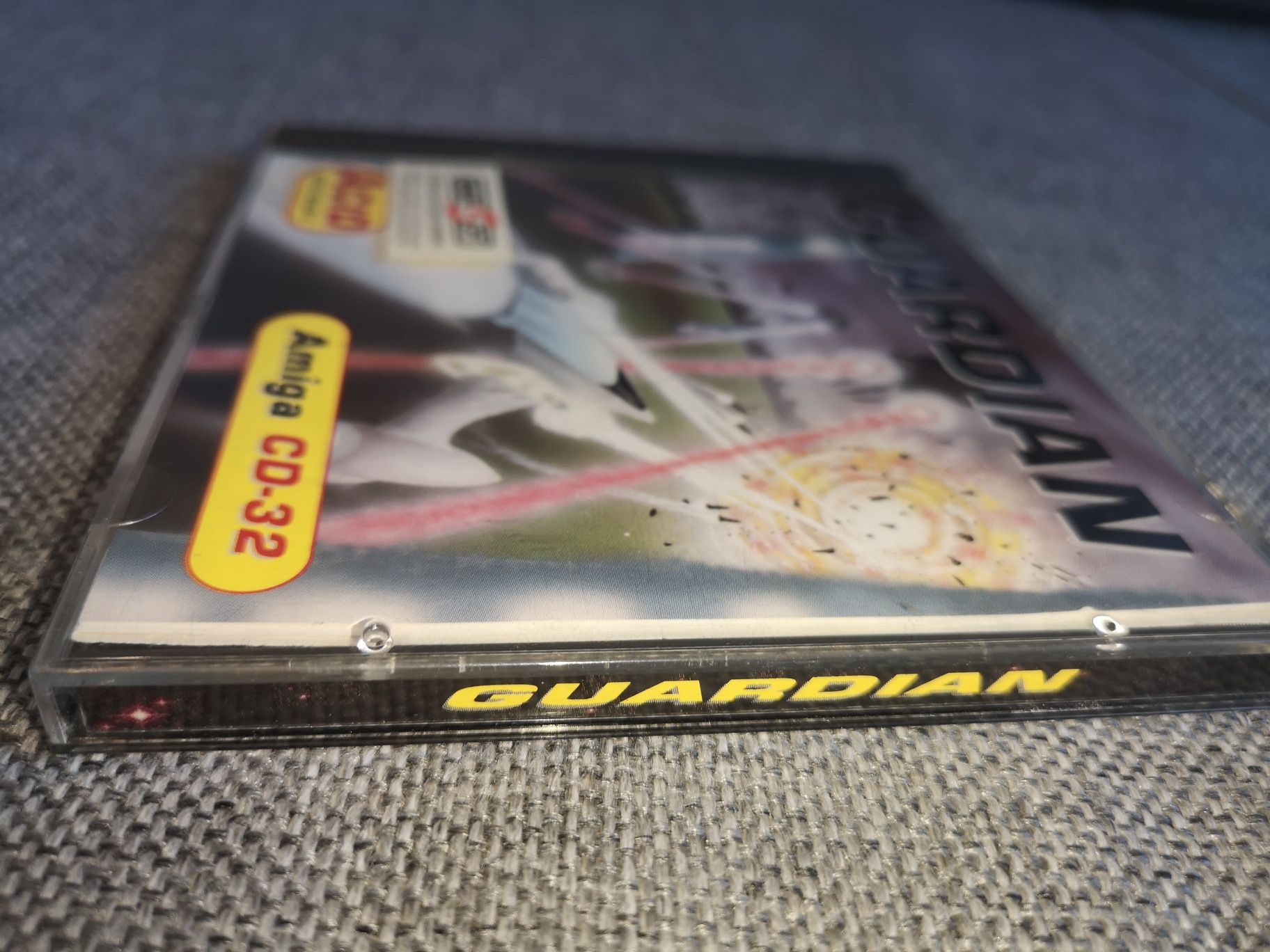 Guardians AMIGA CD32 gra (stan kolekcjonerski) kioskzgrami