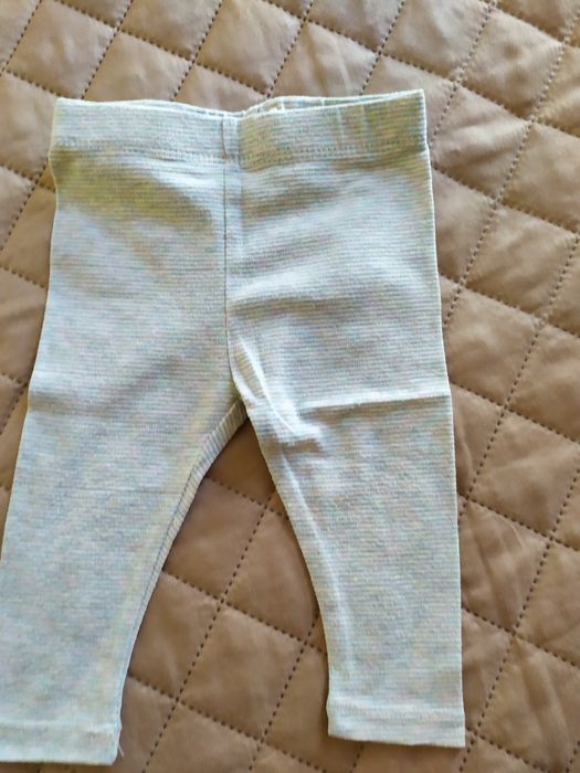 Legginsy rozmiar 68.