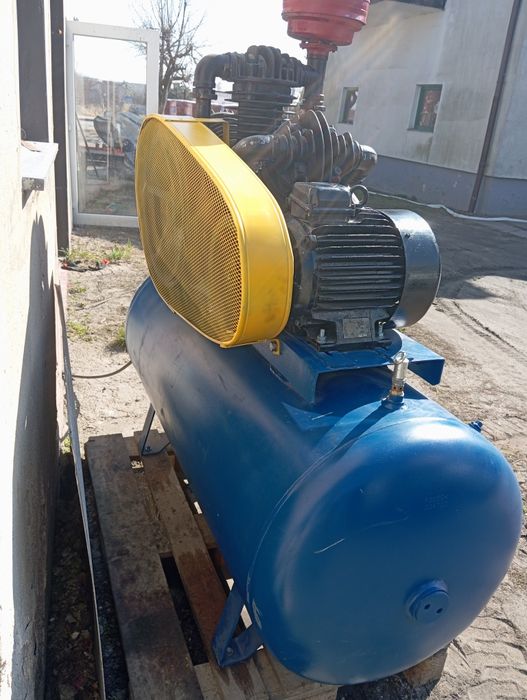 Kompresor Sprężarka WAN AW trzy tłoki