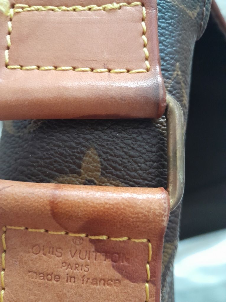 Torba na ramię Louis Vuitton skóra A4