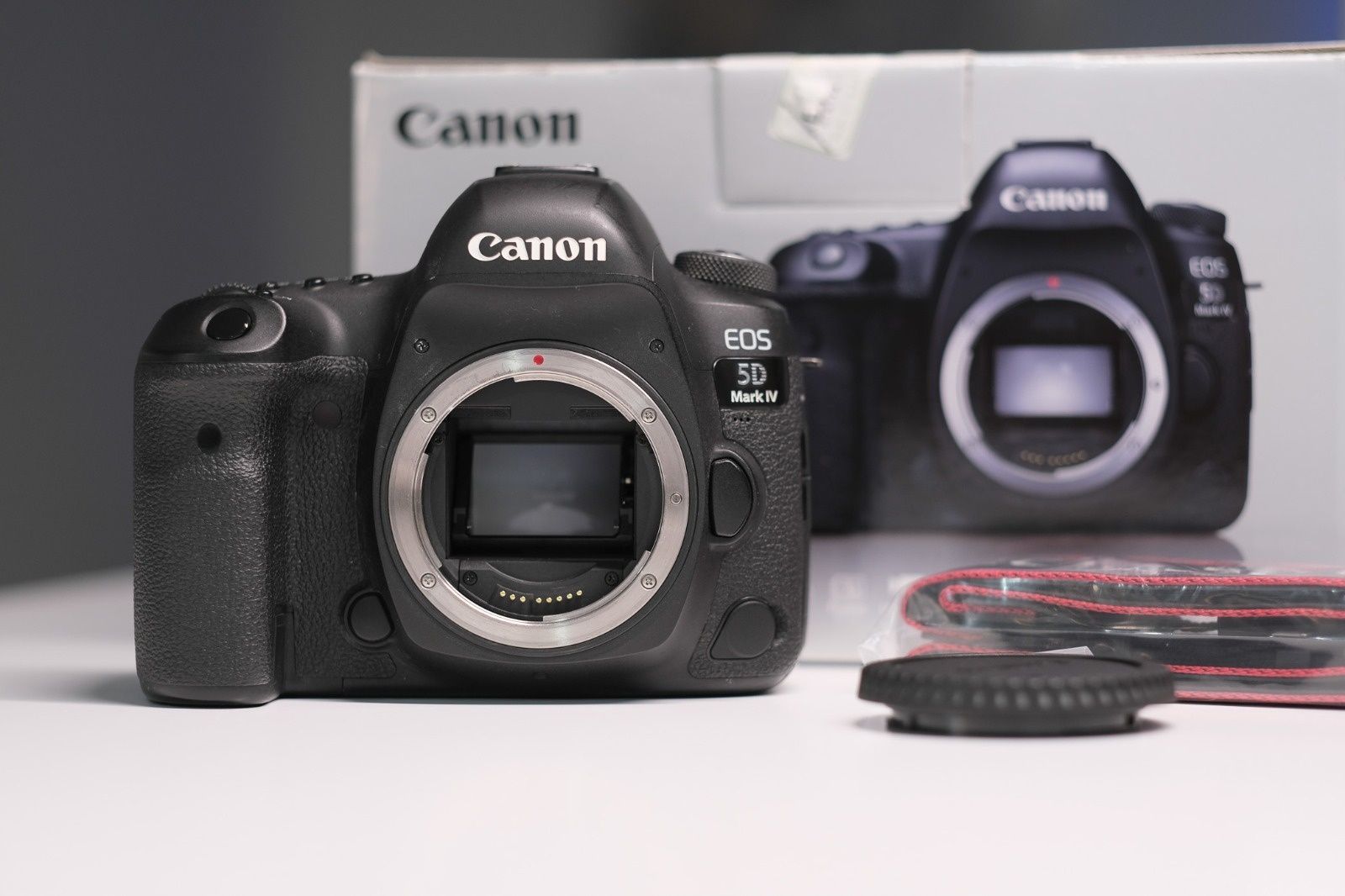 Canon 5D Mark IV