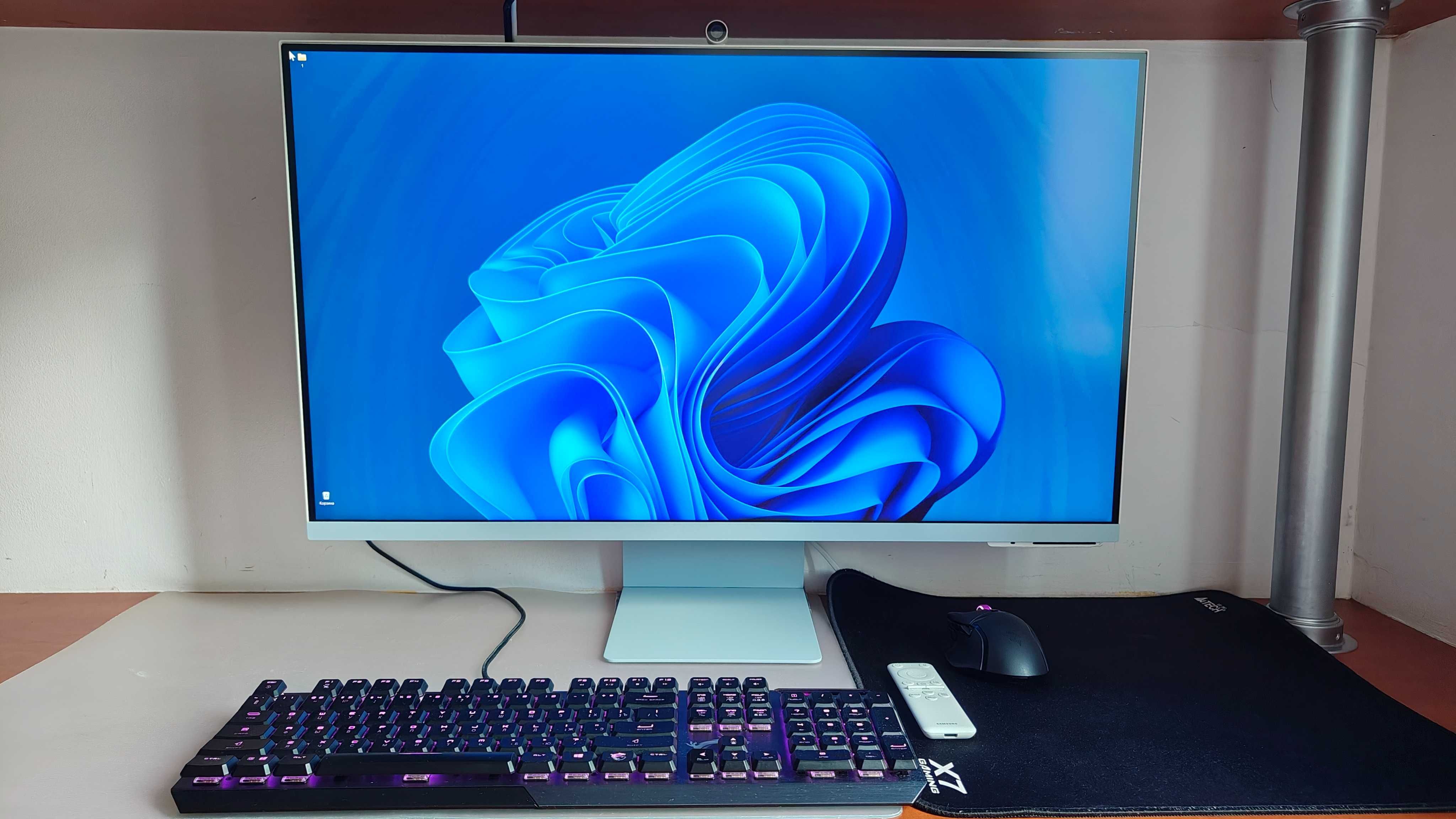 Monitor Samsung SMART M8 32"