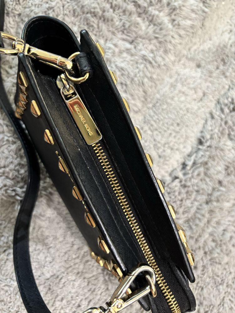 Torebka skórzana michael kors z ćwiekami
