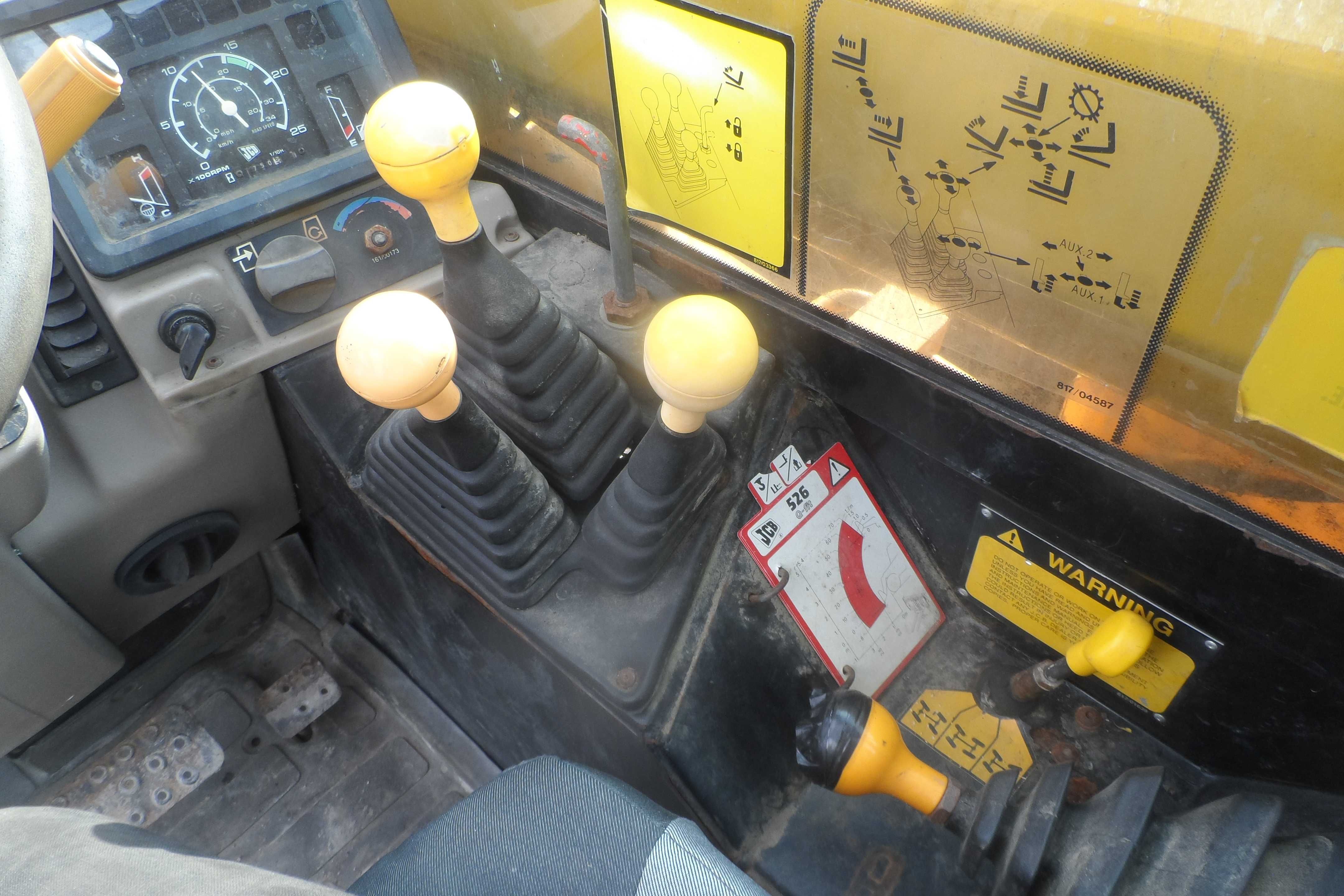 ładowarka teleskopowa jcb 526