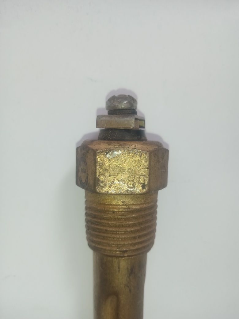 Датчик температуры охлаждающей жидкости ТМ 103, новый ссср