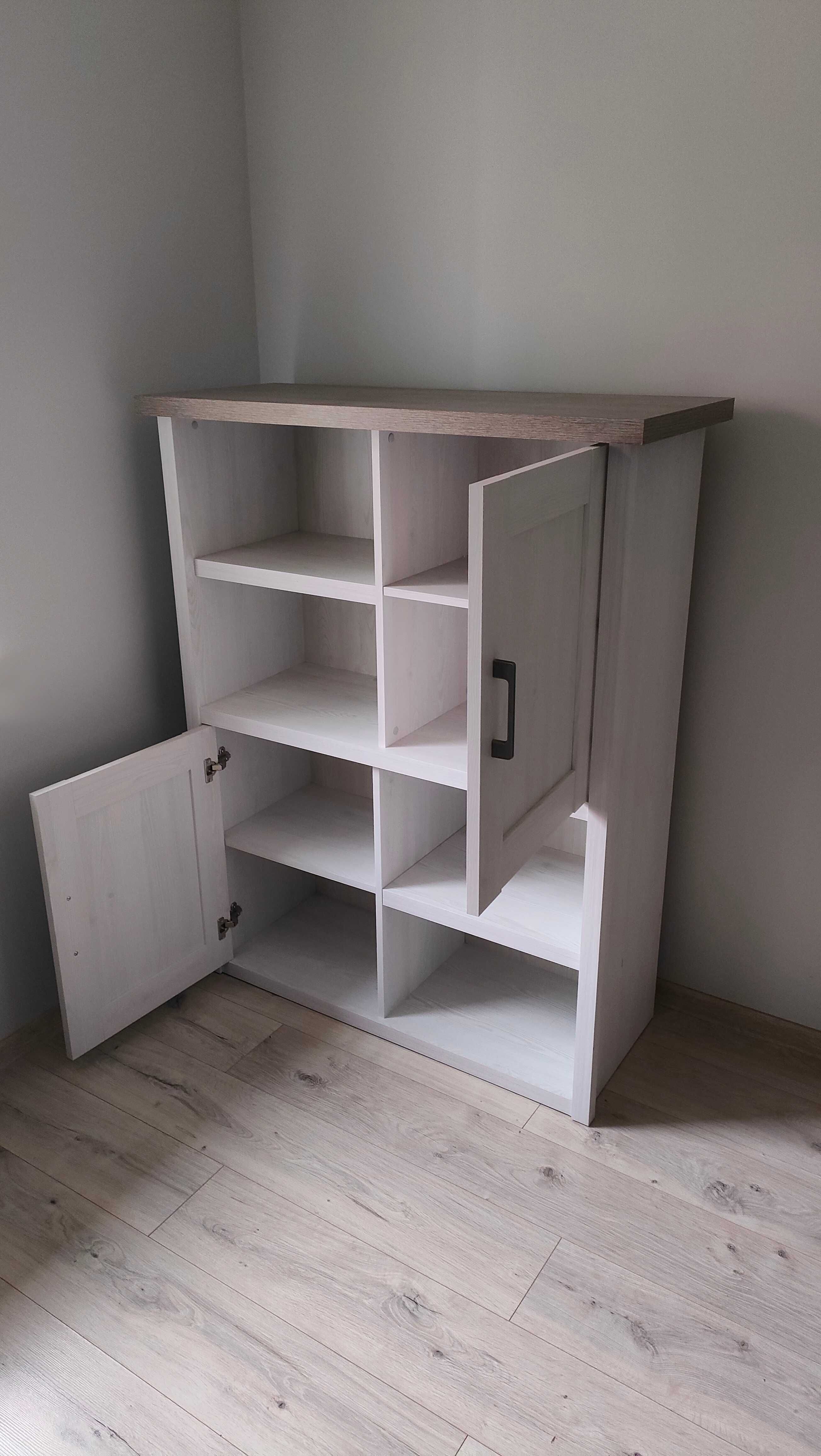 Regał 106 cm z 2 drzwiami i 4 półkami - modrzew jasny