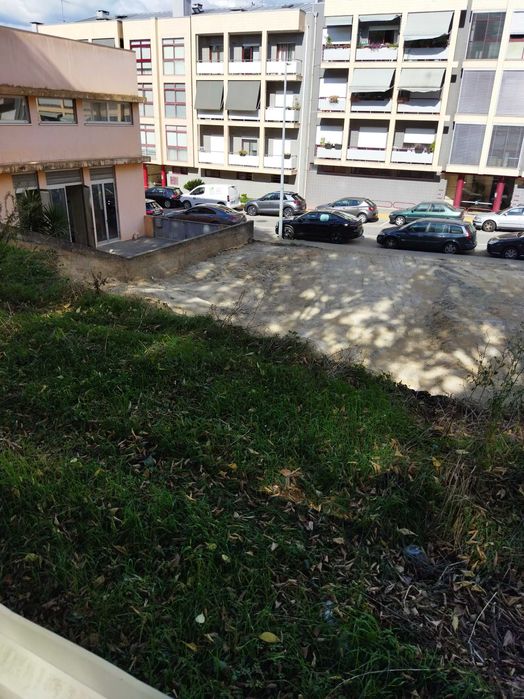 Vendo casa para demolir e construir