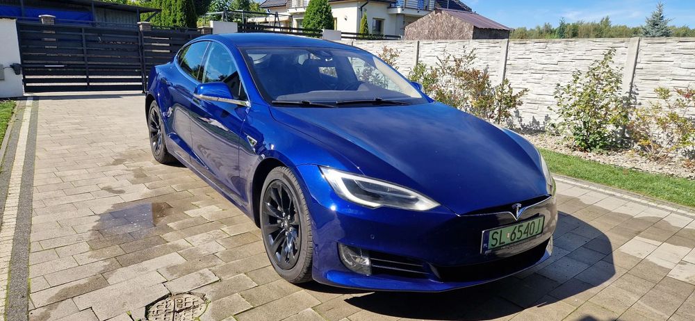Tesla Model S stan bardzo dobry, niski przebieg MCU2, FSD, 525 koni