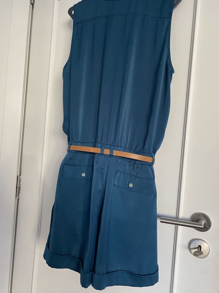 Jumpsuit azul acetinado