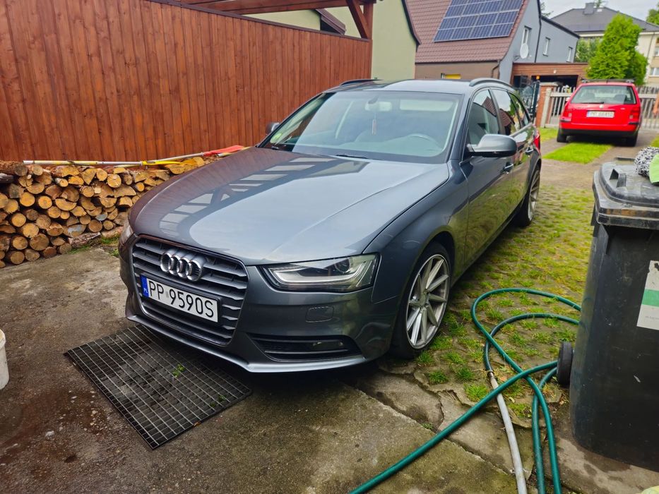 Audi A4 Avant Audi A4 B8 Avant Lift 2.0 TDI led skóra Zamiana Multivan T5