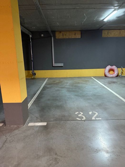 здам в оренду місце для паркування