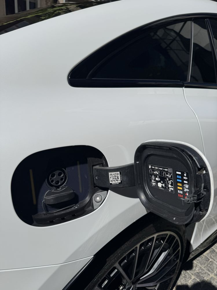 Продам Mercedes EQE 53 AMG 2023