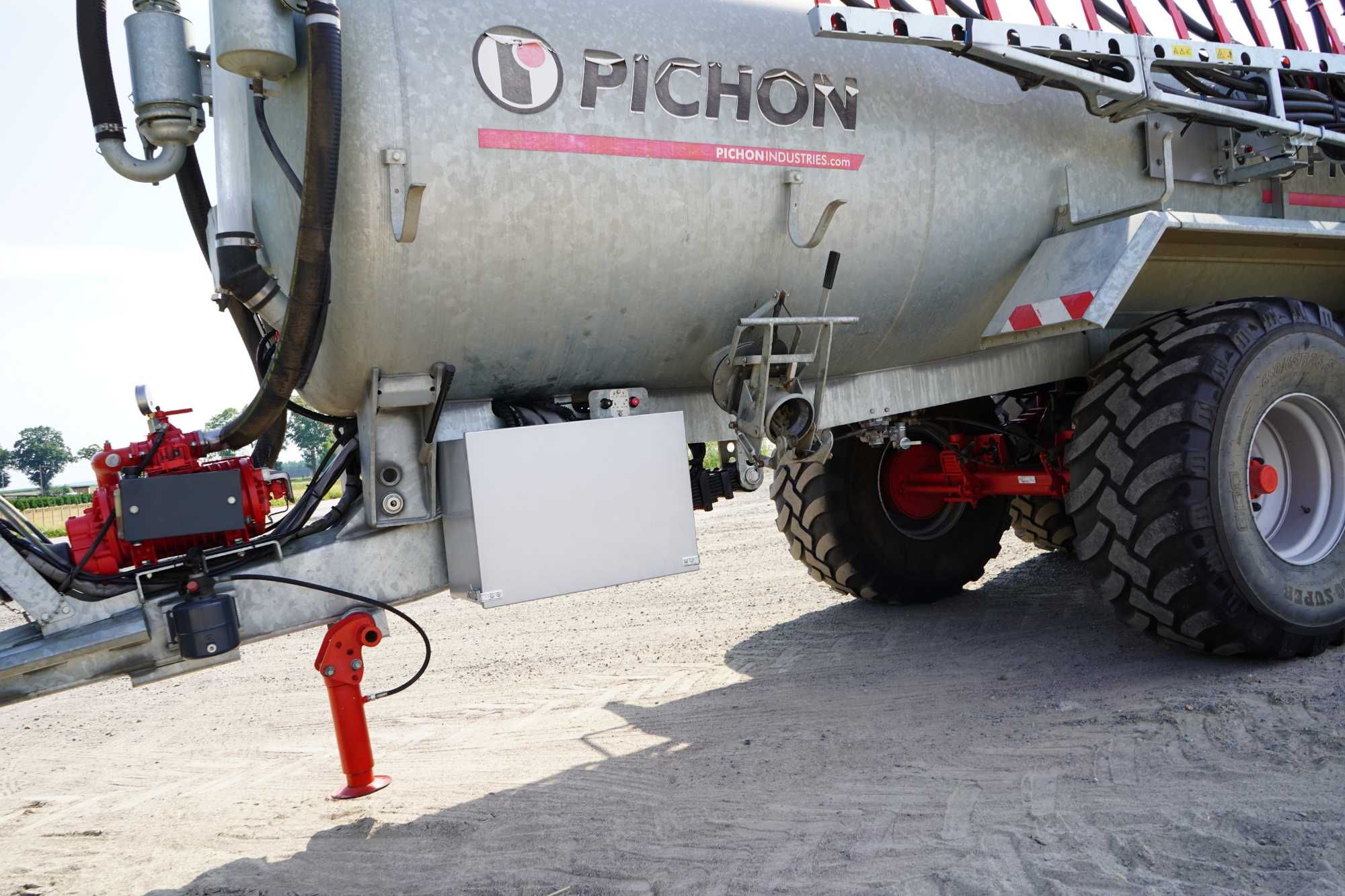 Podnośnik hydrauliczny do beczkowozu Pichon