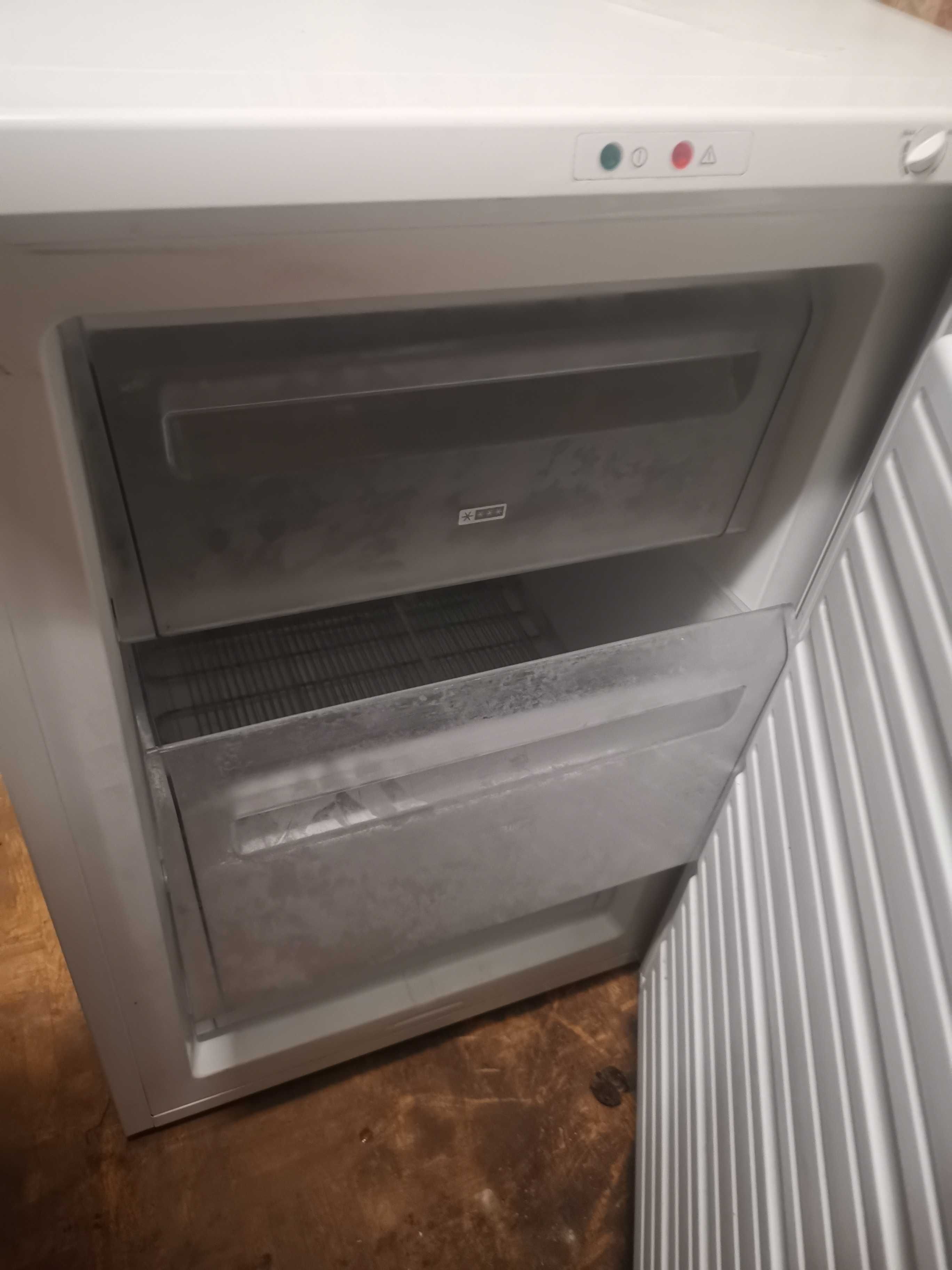 Zamrażarka Elektrolux(3 szuflady) jak nowa