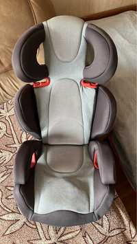 Автомобильное детское кресло chicco key 2-3 в хорошем состоянии