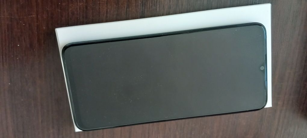 Oppo A38 smartfon