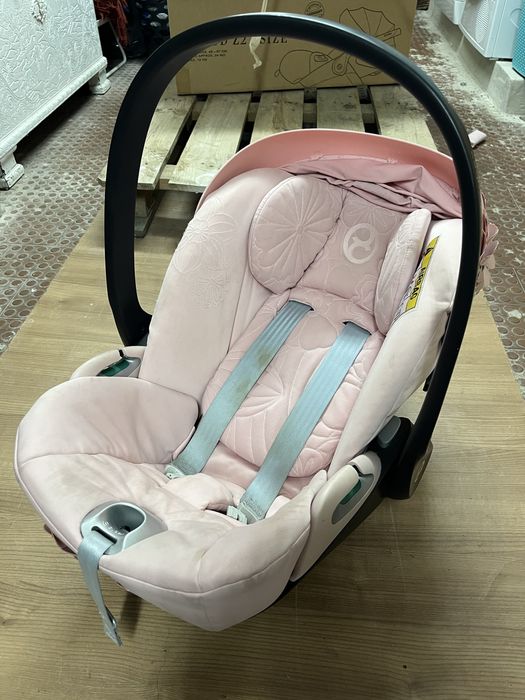 Ovo Cybex CLOUD Z2 I-SIZE simply flowers light pink