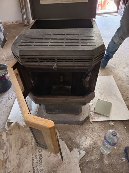 Salamandra de pellets