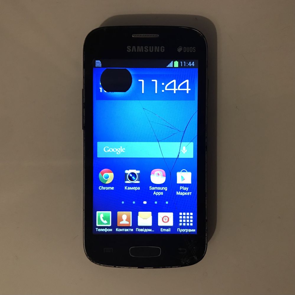 Телефон Samsung GT-S7262