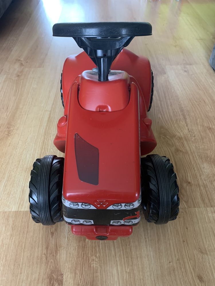 Traktorek jeździk Massey Ferguson
