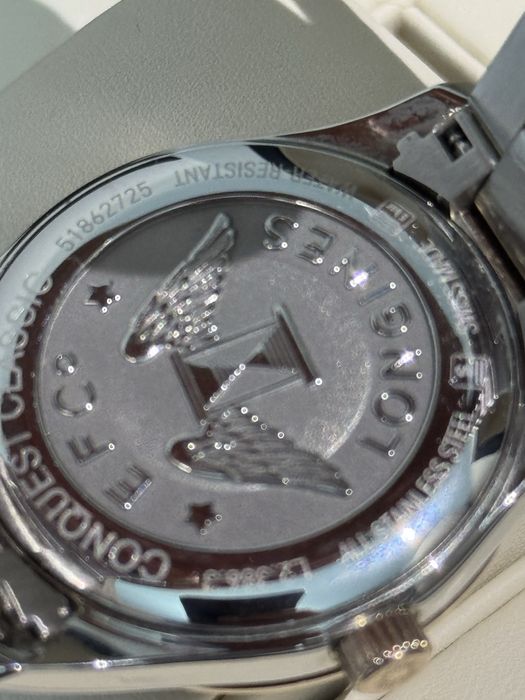 Годинник жіночий Longines Conquest Classic L2.386.3.92.7