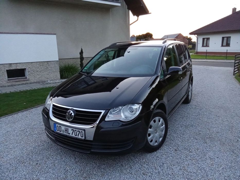 Volkswagen Touran VOLKSAWAGEN TOURAN 1.6i MPI *climatronic*zadbany*