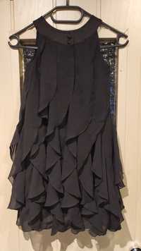 Czarna sukienka firmy H&M