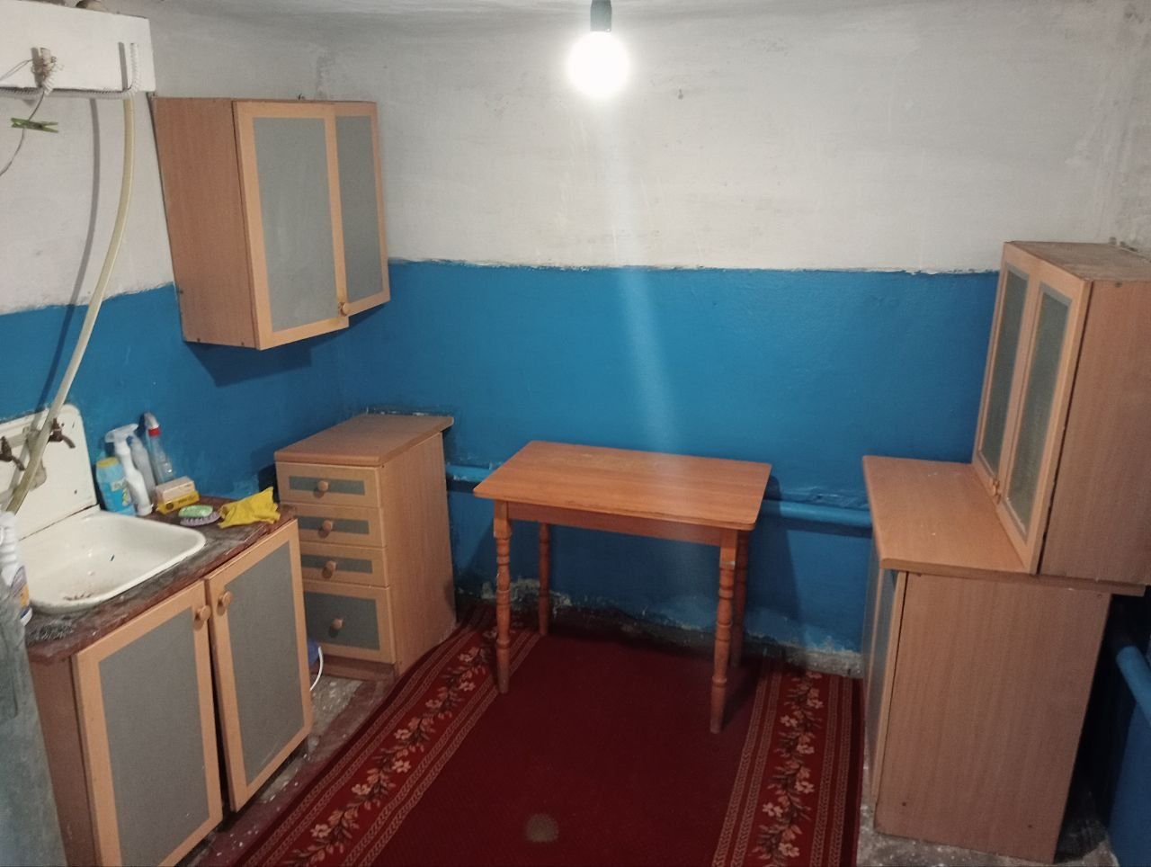 Продам будинок по вул. Уборевича (зупинка ш.т. Мудрьона)