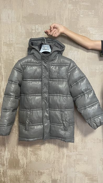 Курточка зимова на хлопчика Benetton