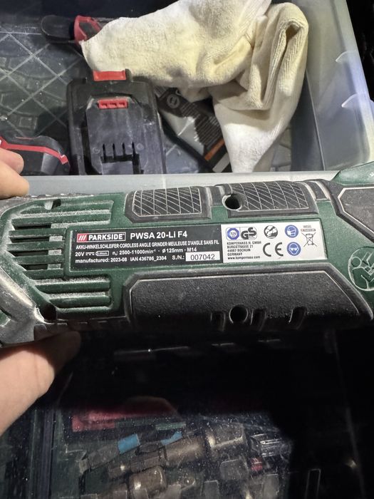 Szlifierka kątowa akumulatorowa parkside 20-LI F4