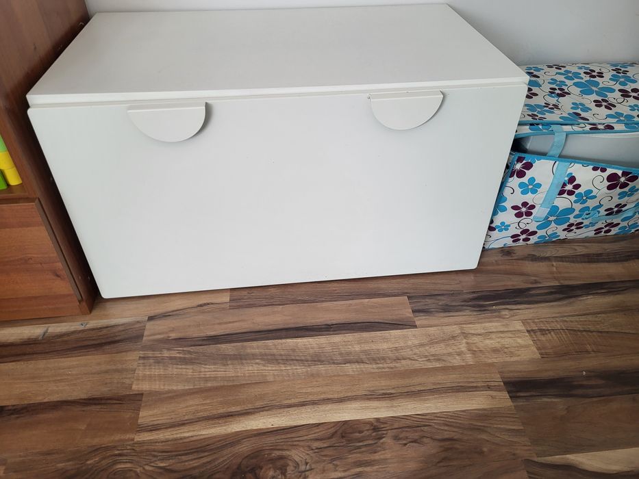 Ikea smastad ławka z pojemnikiem. Biurko, skrzynia