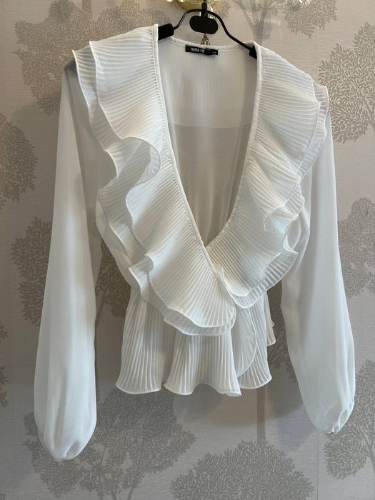 Біла блуза Nuna Lie