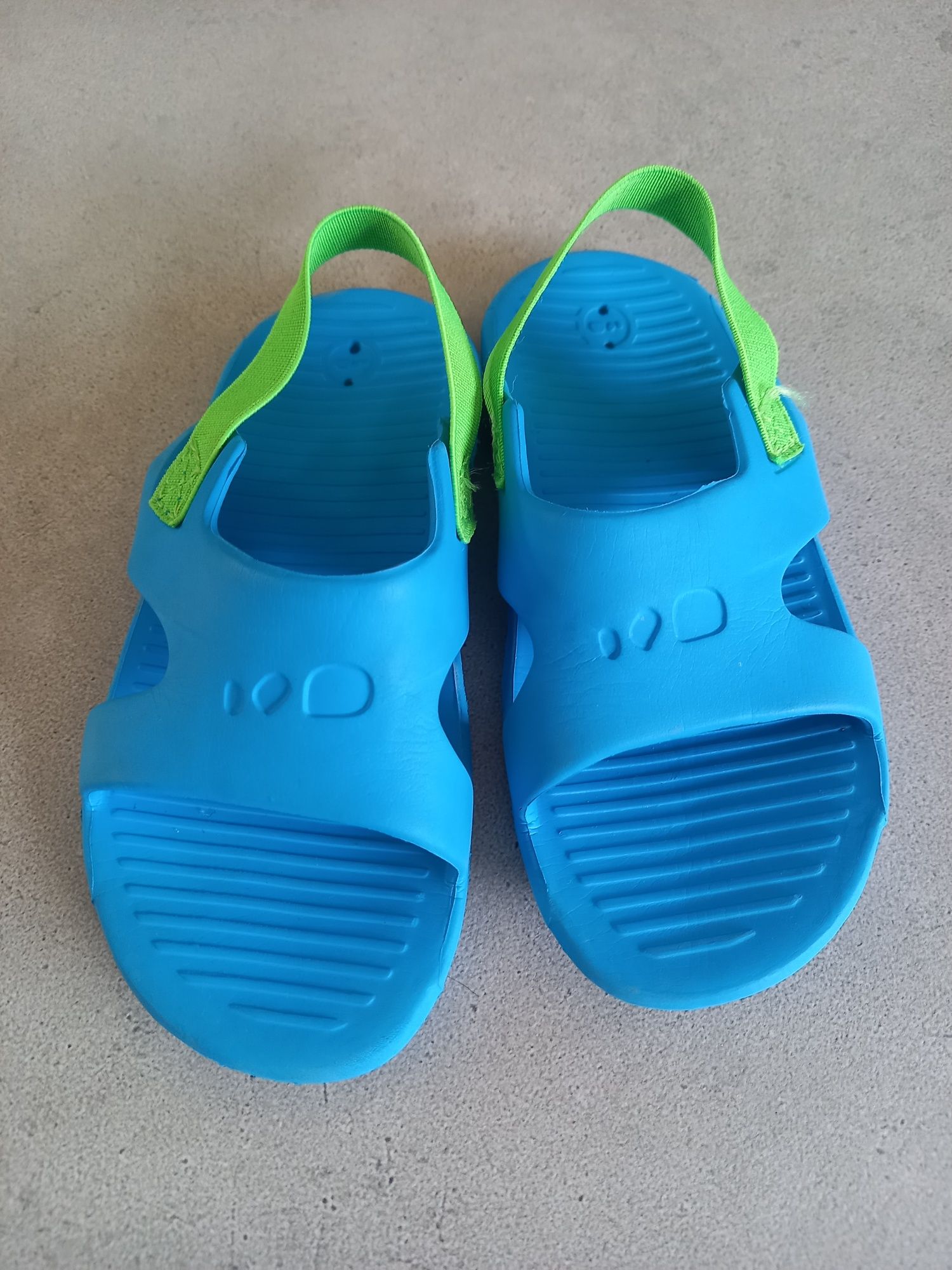 Klapki/sandały na basen decathlon 25/26