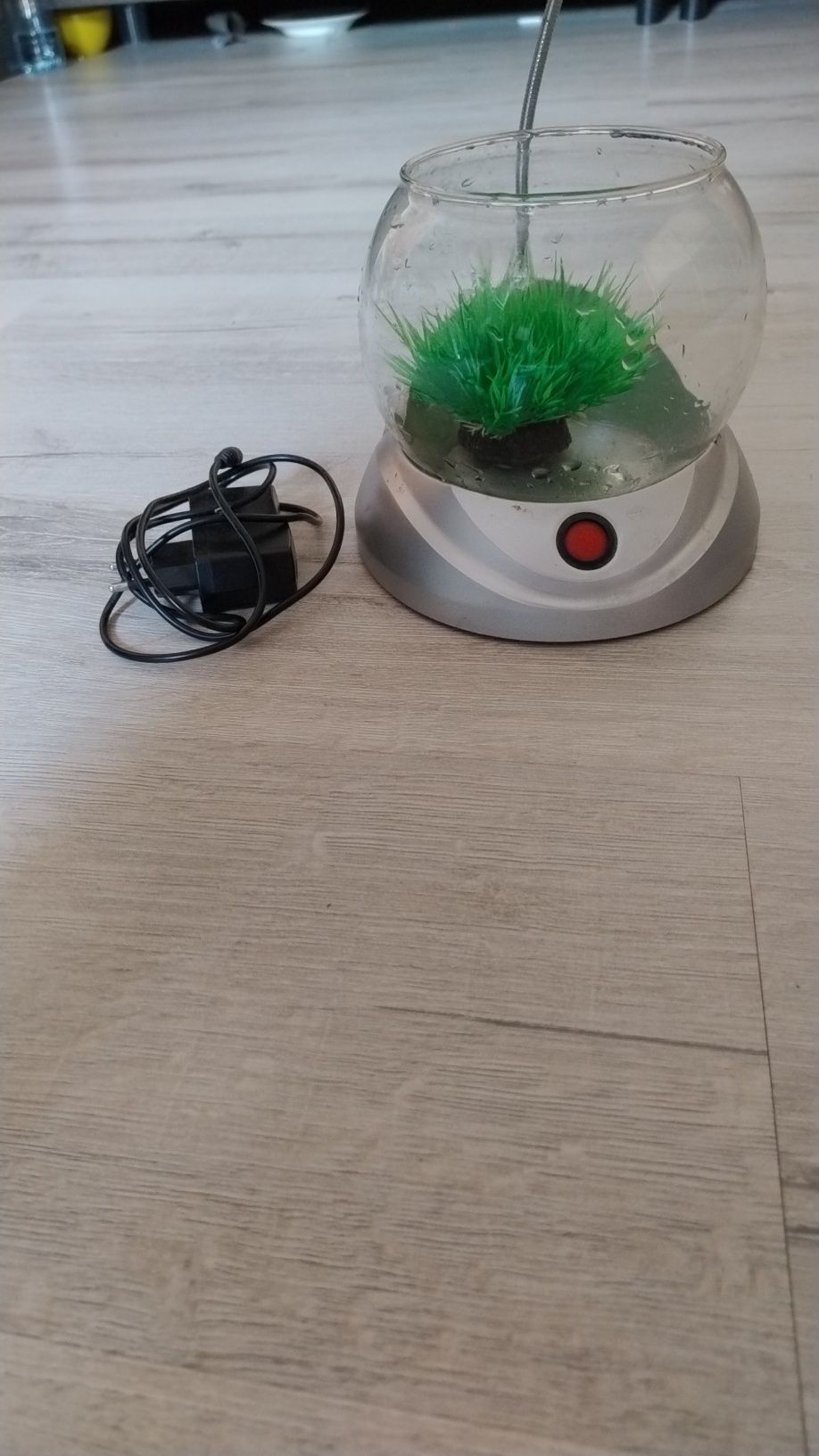 Sprzedam mini akwarium