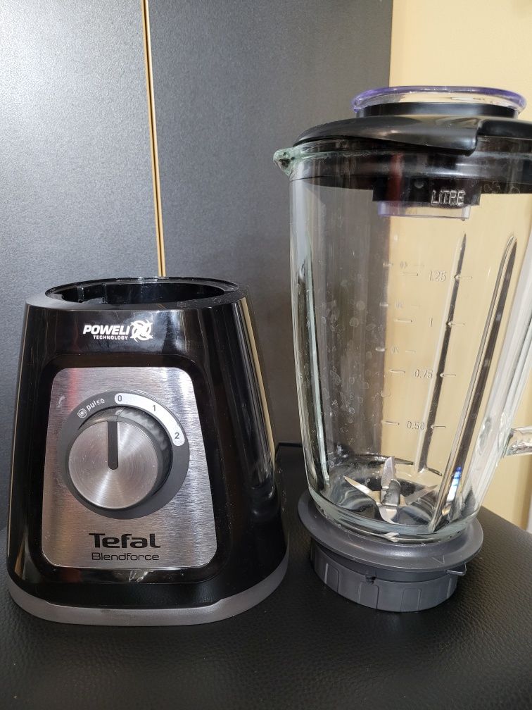 Blender kielichowy Tefal Blendforce