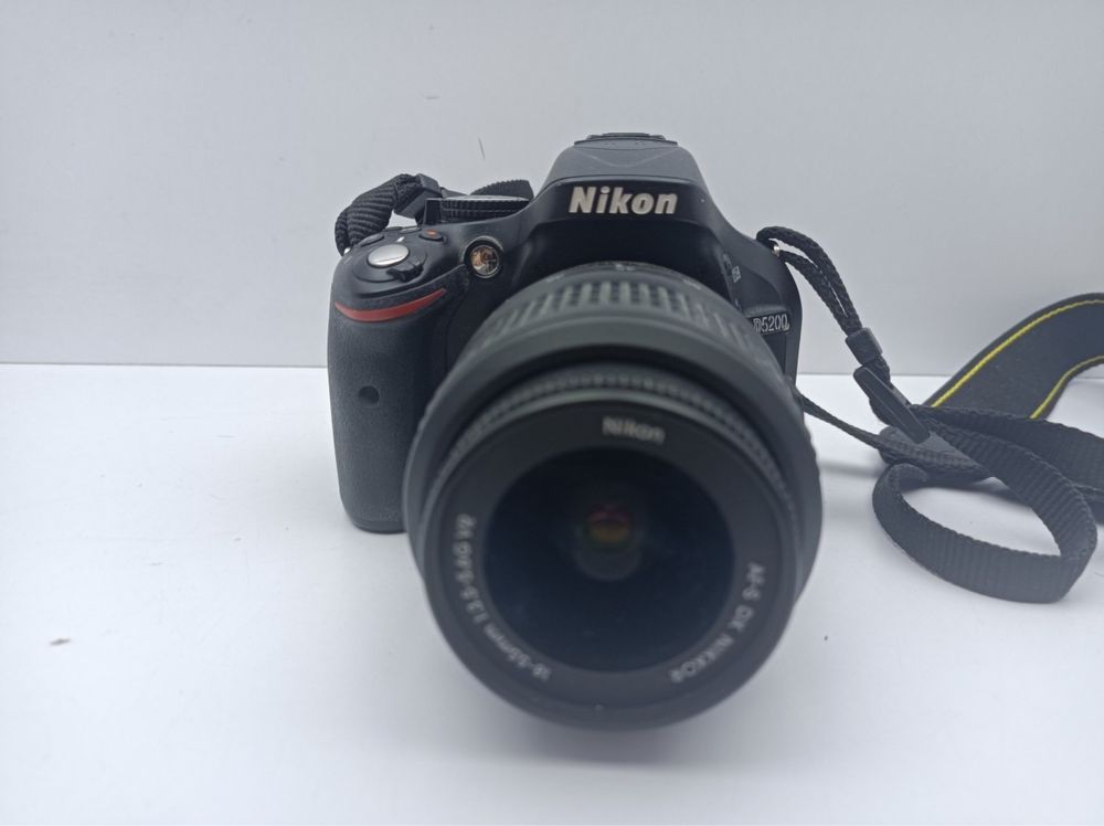 Aparat Nikon D5200 + obiektyw 18-55mm/GW/Wys/Polecam!