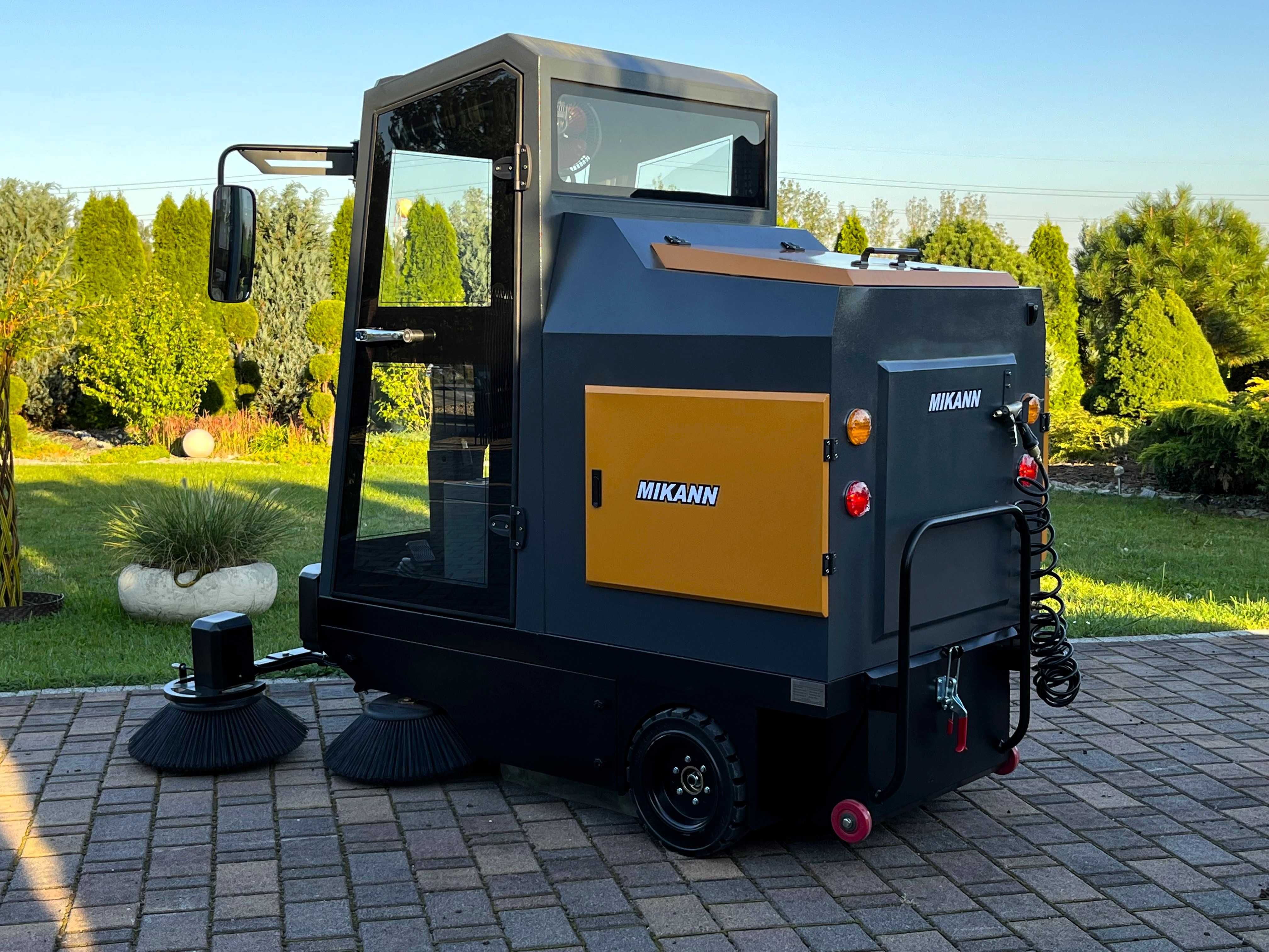 Zamiatarka Samojezdna, Mikann ME190,Karcher, Hako Japan Trak