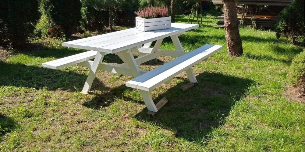 Stół ogrodowy , stół piknikowy, stół drewniany z ławami.