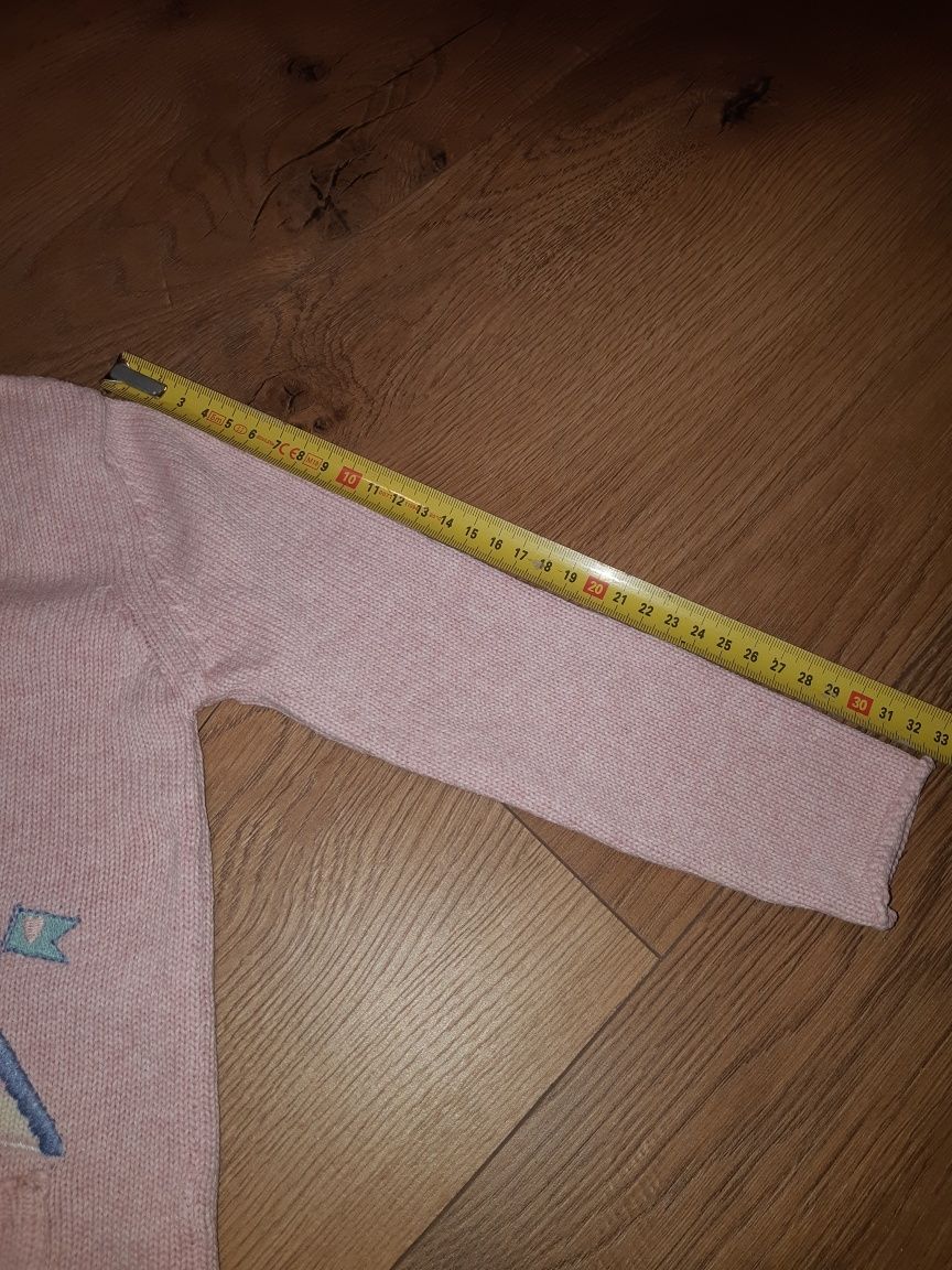 Sweterek zapinany r.92