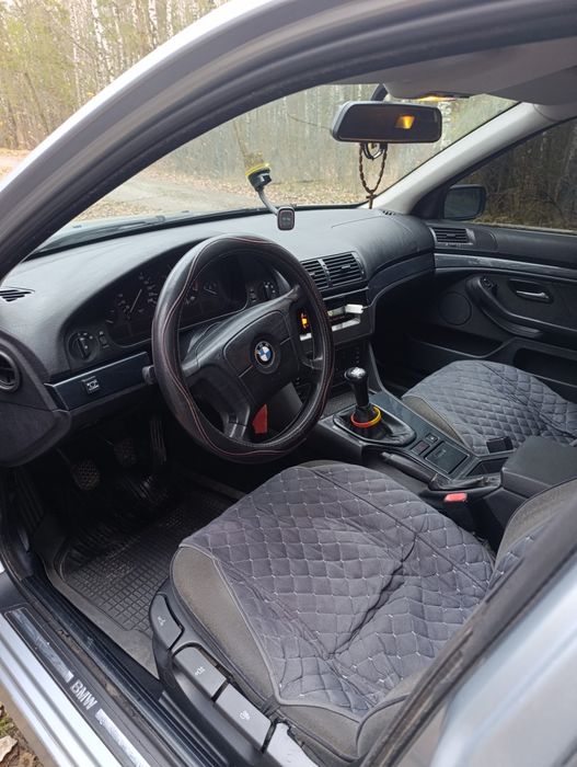 БМВ 1997 рік 2.0 газ/бензин