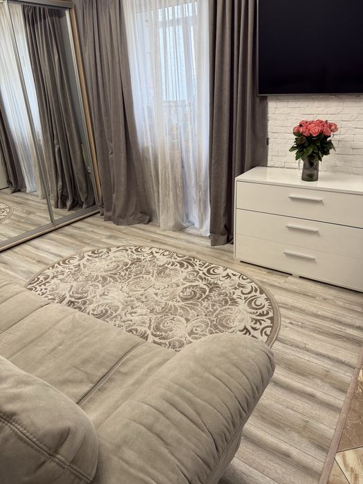 Продається 1 кімнатна квартира від Власника в центрі міста з ремонтом