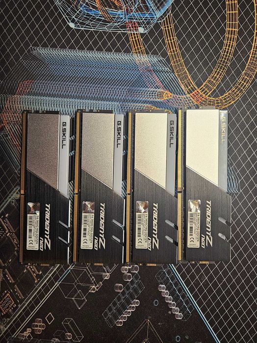 Pamięć RAM DDR4 G.Skill Trident Z Neo 4x8GB 3600Mhz