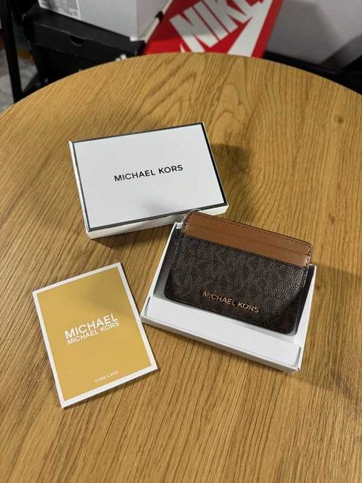 Damski Portfel na karty Michael Kors brązowy