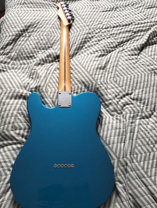Fender telecaster/stratocaster