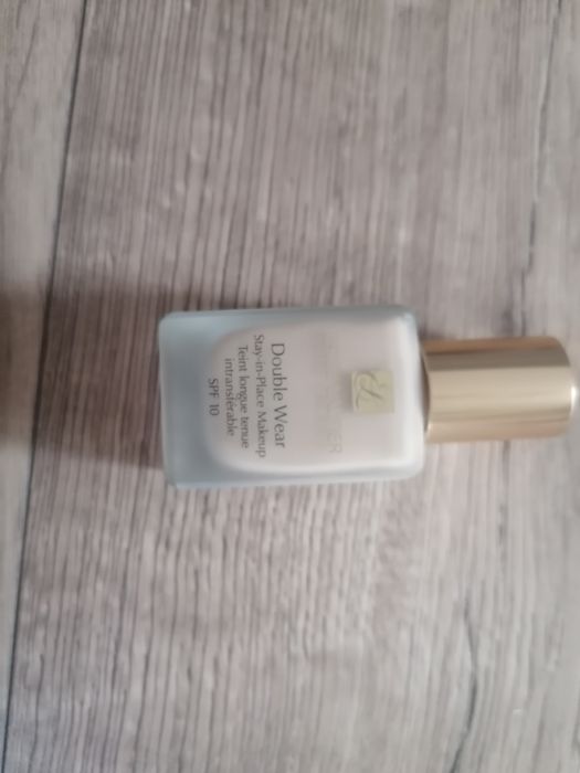 Podkład Estee Lauder Double wear 1W2